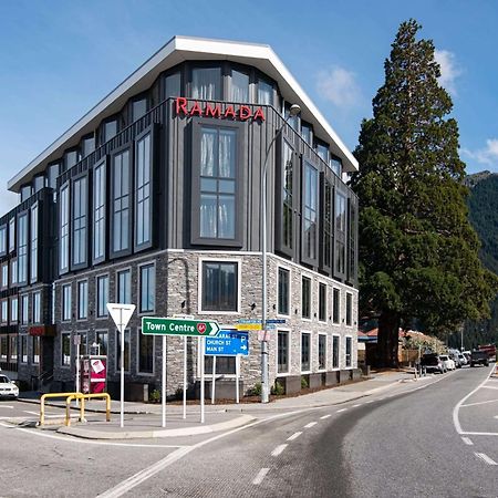 Ramada By Wyndham Queenstown Central מראה חיצוני תמונה