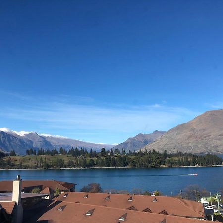 Ramada By Wyndham Queenstown Central מראה חיצוני תמונה