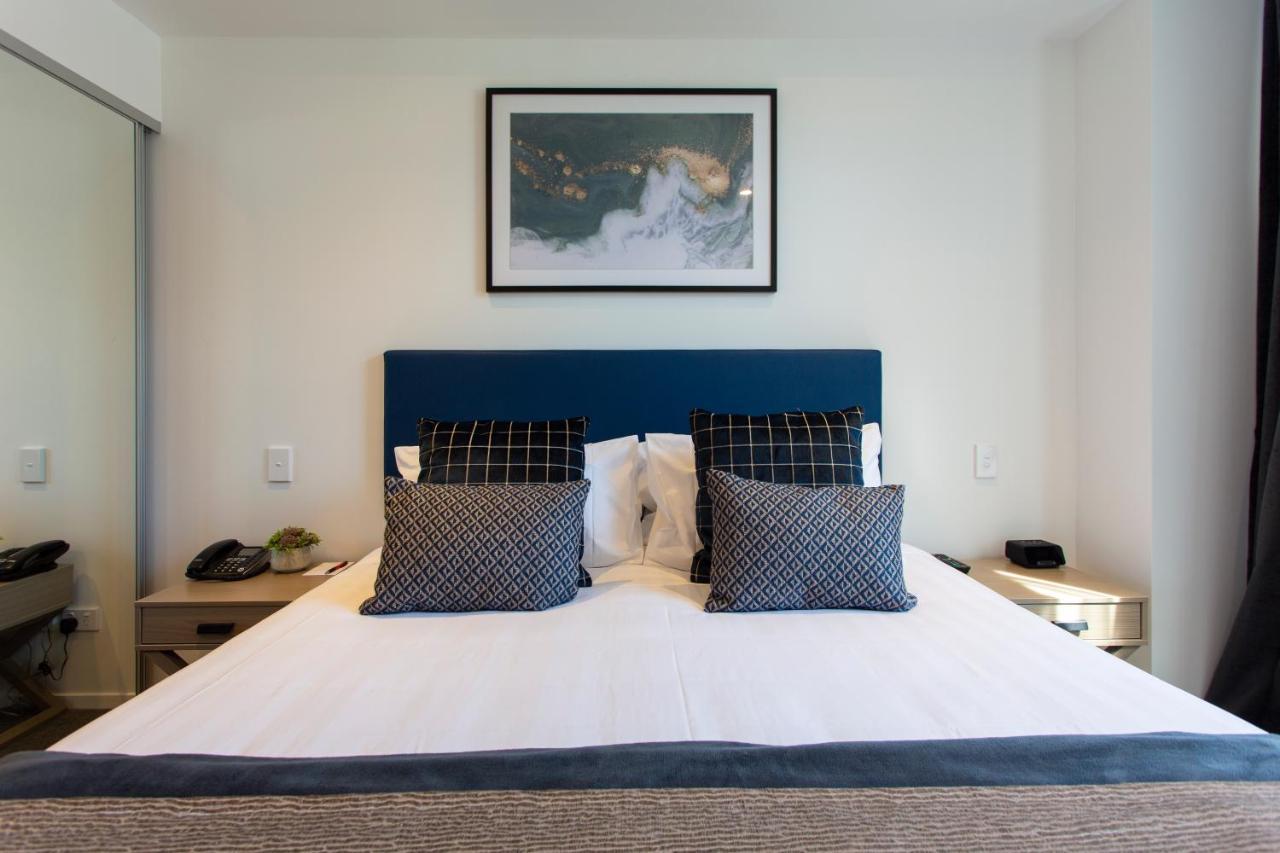 Ramada By Wyndham Queenstown Central מראה חיצוני תמונה